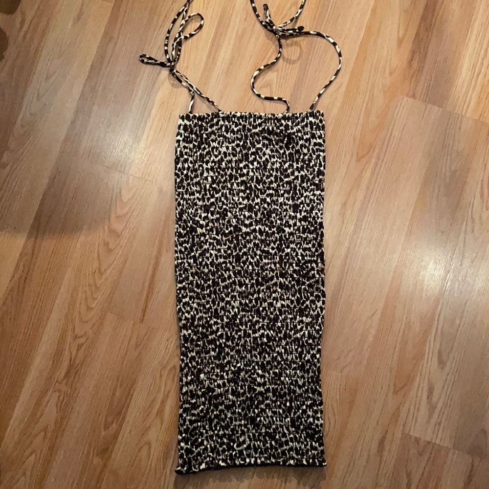 Stretchy, silky adjustable strap leopard mini!